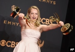 《使女的故事》主角之一伊丽莎白·莫斯