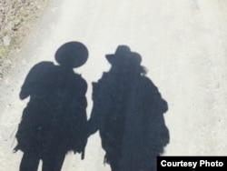 于淼淼和席瓦吉·达斯2017年徒步穿越青藏高原 (达斯夫妇提供)