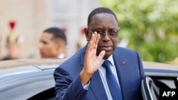  Rais wa Senegal Macky Sall akitoka baada ya kukutana na rais wa France June 23, 2023.Picha na Ludovic MARIN/ AFP 