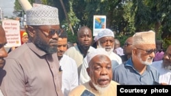 Sheikh Mohammed Khalifa akizungumza na wanahabari nchini Kenya. Picha kwa hisani ya CIPK.