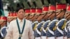 菲律宾总统费迪南德·小马科斯（Ferdinand Marcos Jr.）出席在阿吉纳尔多军事总部举行的菲律宾武装部队成立88周年纪念活动上视察军队。（2023年12月21日）