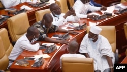 Wabunge wa bunge ;a Ghana wakiwa bungeni huko Accra, Ghana Januari 7, 2021. Photo by Nipah Dennis / AFP.