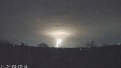 ລາຍການກະຈາຍສຽງຂອງວີໂອເອລາວ: ປົກຄອງລັດ ເທັກຊັສ ສັ່ງໃຫ້ໜ່ວຍງານຂອງລັດຂາຍຊັບສີນໃນຈີນ