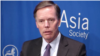 哈佛大學政府學院教授、前國務次卿伯恩斯大使在美國亞洲協會在紐約出席“向特朗普總統建言亞洲政策”討論會上。(亞洲協會圖片，2016年11月10日)