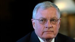 ລາຍການກະຈາຍສຽງຂອງວີໂອເອລາວ: ທີ່ປຶກສາຂັ້ນສູງຂອງສະຫະລັດ ກຽມໂອ້ລົມກັບ ທ່ານ ເຊເລັນສກີ ຢູ່ດ້ານນອກກອງປະຊຸມ ໃນນະຄອນ ມິວນິກ