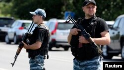 2014年7月28日親俄武裝分裂分子烏克蘭東部站崗