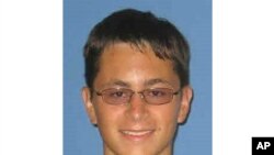 奥斯汀系列爆炸案嫌疑人马克·安东尼·康迪2010年到2012年在奥斯汀社区大学上学时的学生证照片。