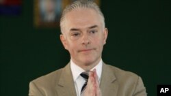 來自英國的安德魯.凱雷準備辭去聯合國共同國際檢察官職務