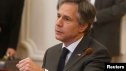 Ministira Haajaa Alaa Yunaaytid Isteets, Antonii Blinkan 