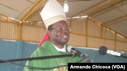 Dom Dionísio Hisilenapo, Bispo do Namibe, 