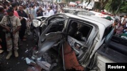 巴基斯坦總統的一名高級安全顧問在卡拉奇的一次自殺爆炸中身亡