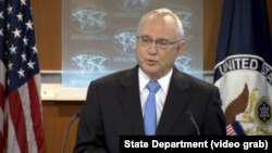 國務院專門負責國際宗教自由的無任所大使薩珀斯坦(David Saperstein)