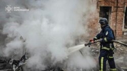 ລາຍການກະຈາຍສຽງຂອງວີໂອເອລາວ: ຣັດເຊຍ ເພີ້ມການໂຈມຕີຂະໜາດໃຫຍ່ຕໍ່ພື້ນຖານໂຄງລ່າງດ້ານພະລັງງານຂອງ ຢູເຄຣນ