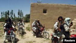 阿富汗境內的塔利班戰士。