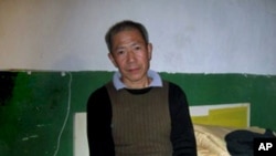 武漢民主人權活動人士秦永敏在家中(資料照片)