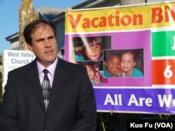 斯韦尔斯；西谷学校行政主任（美国之音国符拍摄）