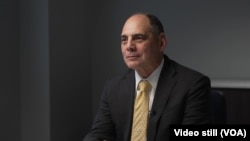 Джеймс Карафано, старший советник президента и эксперт по национальной безопасности Heritage Foundation, во время беседы с Украинской службой «Голоса Америки» в Вашингтоне.