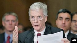 美國新任駐阿富汗大使瑞安.克羅克已經在星期一上任。圖為他早前出席國會的聽證會。