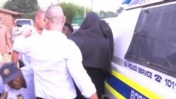 南非“刀鋒跑者”皮斯托利斯因謀殺罪出庭