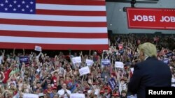 Президент Трамп выступает перед сторонниками в Цинцинатти