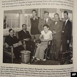 书中华裔二战退伍军人旧照