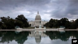 如果国会在星期一午夜达不成协议，政府将部分关闭。