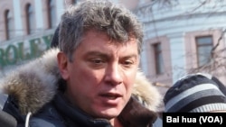 反对派领袖尼缅佐夫(美国之音白桦拍摄)