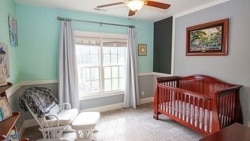 凯伦·吉尔斯多夫为小女儿西德尼准备的房间