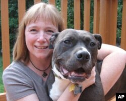 动物农场基金会的执行主任”斯塔西•科尔曼