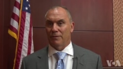 埃里森受访谈中国导弹可完全攻克第一岛链原声视频