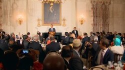 川普在白宫举办晚宴,庆祝穆斯林斋月结束