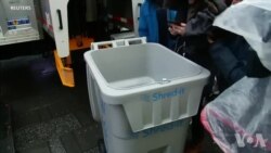 新年新气象：纽约人“粉碎”烦恼迎接新年