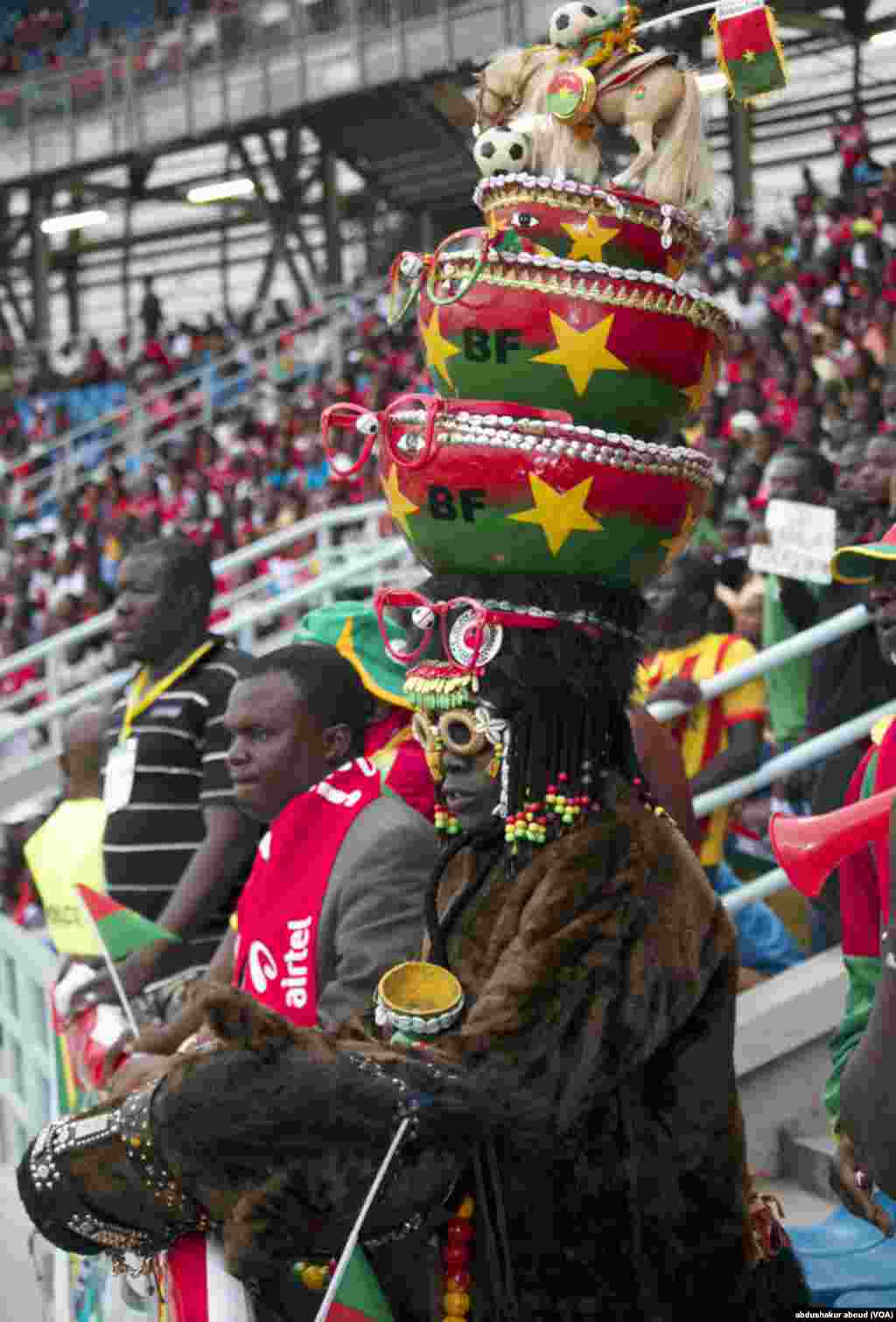 Mai goyon bayan Burkina Faso a Bata