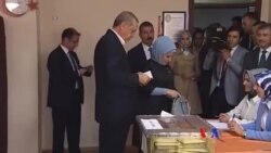 土耳其執政黨失去議會絕對多數