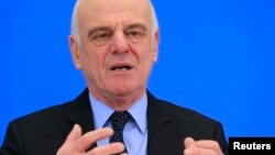David Nabarro, candidate for director general of the World Health Organization, attends a news conference at WHO headquarters in Geneva, Switzerland, Jan. 26, 2017. 