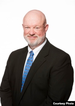 “传统基金会”资深研究员保罗·拉尔金（The Heritage Foundation）