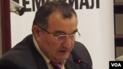 阿尔巴尼亚大使馆参赞吉奥卡。（美国之音白桦拍摄）