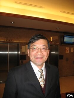 亲民党籍立委李桐豪(美国之音申华拍摄)