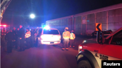 Спасатели на месте столкновения поездов. Лексингтон, Южная Каролина. 4 февраля 2018 г.