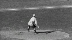 VOA英语视频: 美国职业球场利用疫情空档进行绿化节能升级