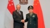 新加坡国防部长黄永宏2019年5月29日会见到访的中国防长魏凤和（新加坡国防部照片）