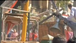 2012-10-13 美國之音視頻新聞: 埃及總統的支持者和反對者發生衝突