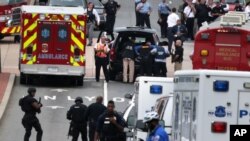 华盛顿一海军设施内发生枪击事件