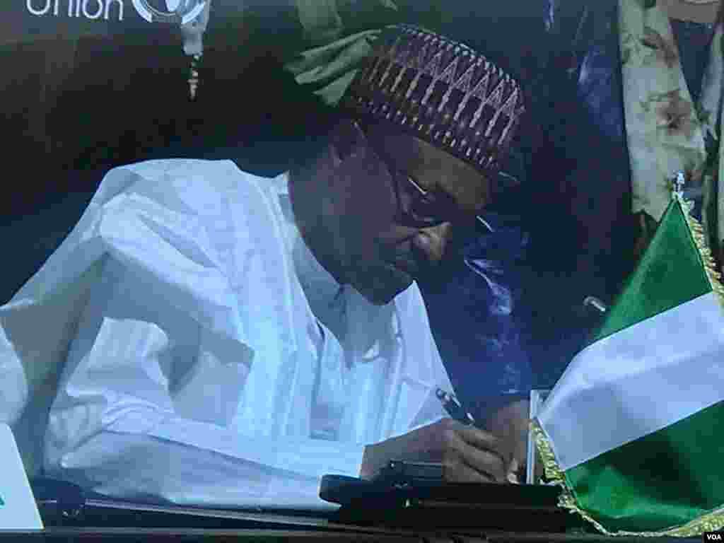 Bukin taron shugabannin kasashen Afrika, inda Najeriya ta shiga yarjejeniyar kasuwanci a tsakanin kasashen Afirka.