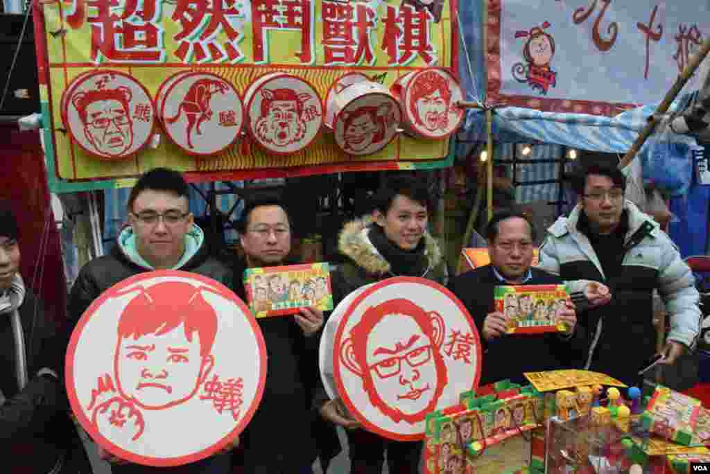 Indian Tamil Hindu devotees perform a ritual during the &#39;Panguni Uthiram&#39; festival in Jalandhar. The festival is observed in the Tamil month of Panguni and is celebrated to honour the Hindu God Murugan. Devotees make offerings through sacrificial feats they believe will keep them away from evil spirits.