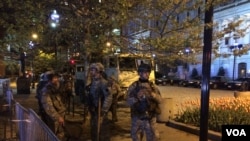 實行宵禁後的巴爾的摩街頭