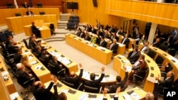 塞浦路斯國會討論歐盟緊急救助計劃 (資料照片)