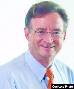 愛德華•伍迪•康內特律師(Edward Woody Connette)