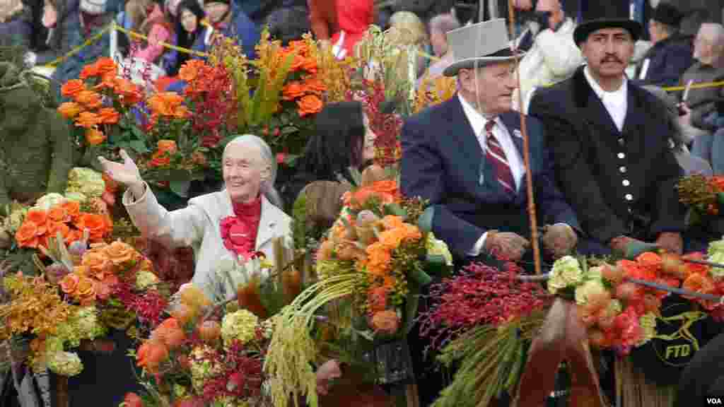 4 Grand Marshall / 大礼官生物学家珍•古道尔