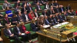 VOA英文视频 英首相：神经毒剂袭击案“很可能”是俄罗斯所为